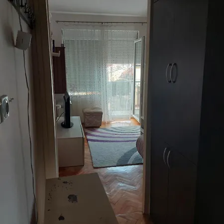 Apartment Uki